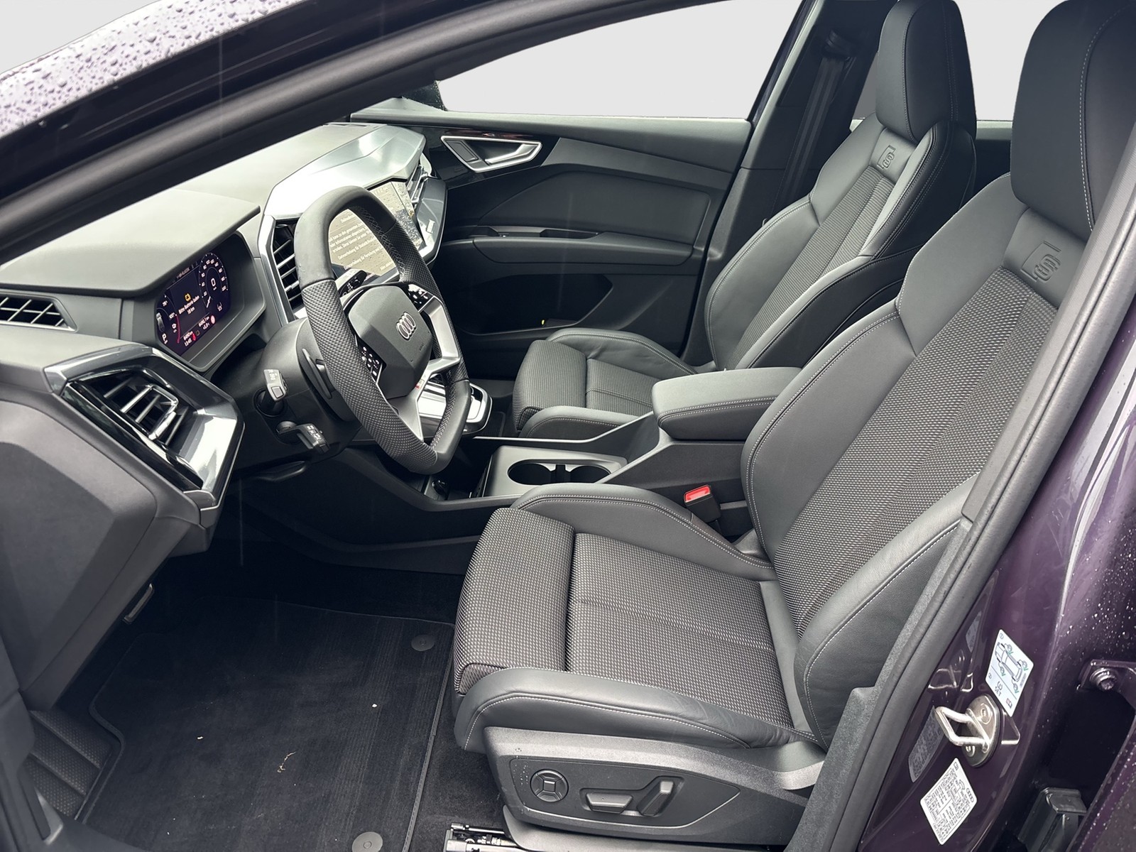 Audi Q4 e-tron 35 S LINE BLACKPAK 360°CAM LM21 MATRIX