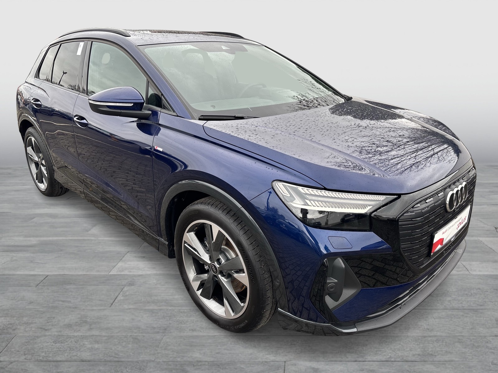 Audi Q4 e-tron 35 S LINE BLACKPAK PANO AHK 360CAM 20Z