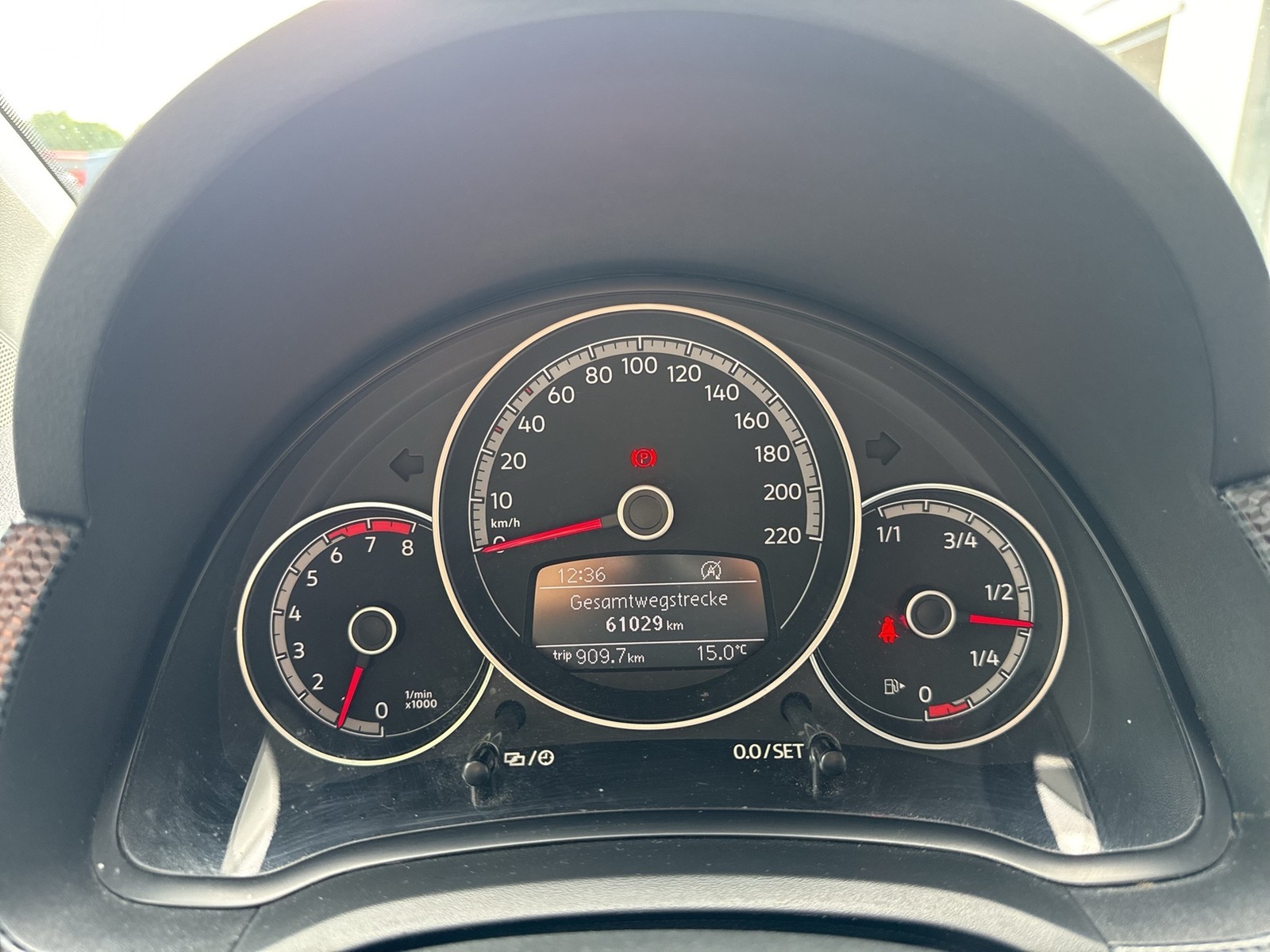 Volkswagen up! 1.0 4TÜREN KAMERA TEMPOMAT EINPARKHILFE