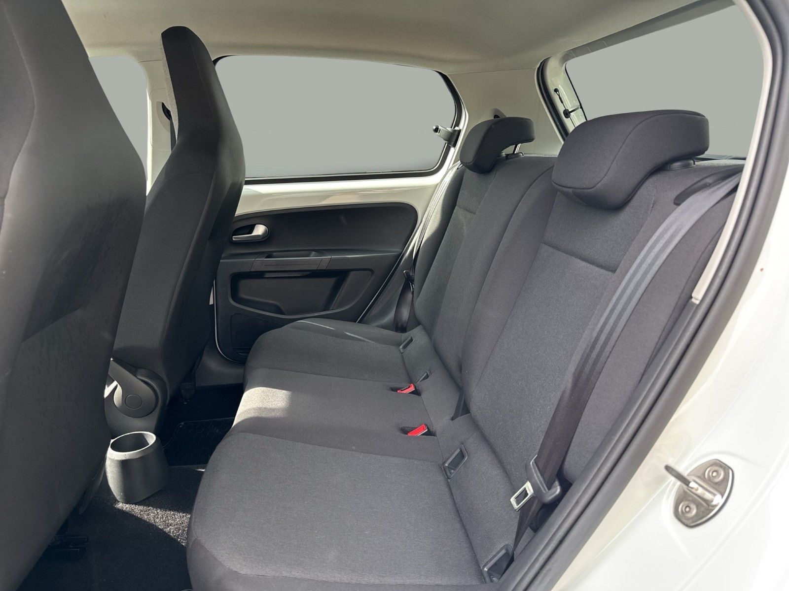 Volkswagen up! 1.0 4TÜREN KAMERA TEMPOMAT EINPARKHILFE