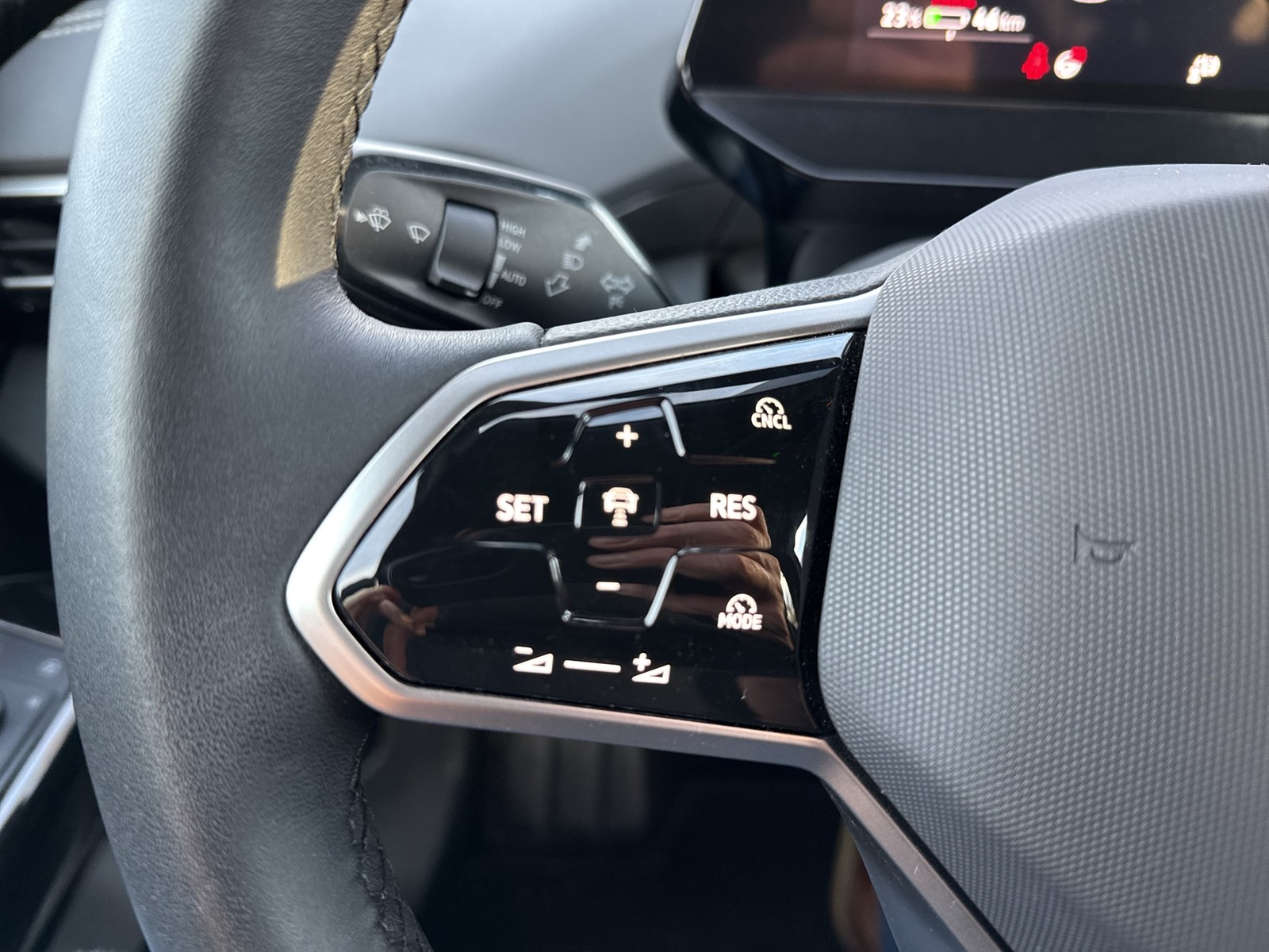 Volkswagen ID.5 PRO WÄRMEPUMPE ACC LM19 NAVI CARPLAY SITZHZ