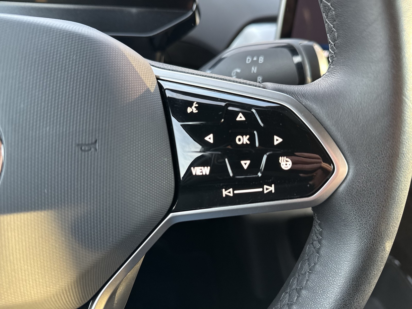 Volkswagen ID.5 PRO WÄRMEPUMPE ACC LM19 NAVI CARPLAY SITZHZ