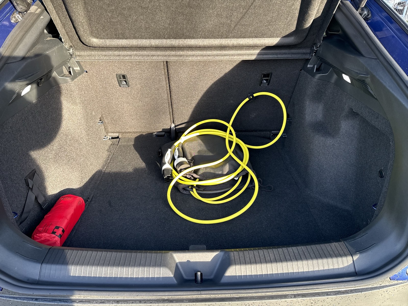 Volkswagen ID.5 PRO WÄRMEPUMPE ACC LM19 NAVI CARPLAY SITZHZ