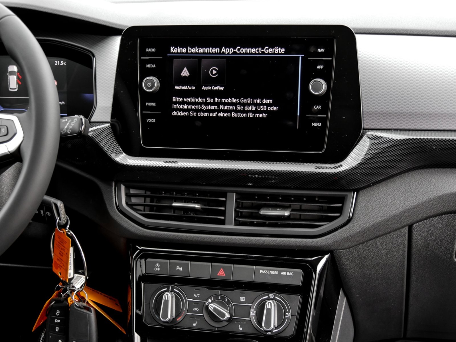 Volkswagen T-Cross 1.0 LIFE SITZHZG KLIMA DAB+ LED LM17