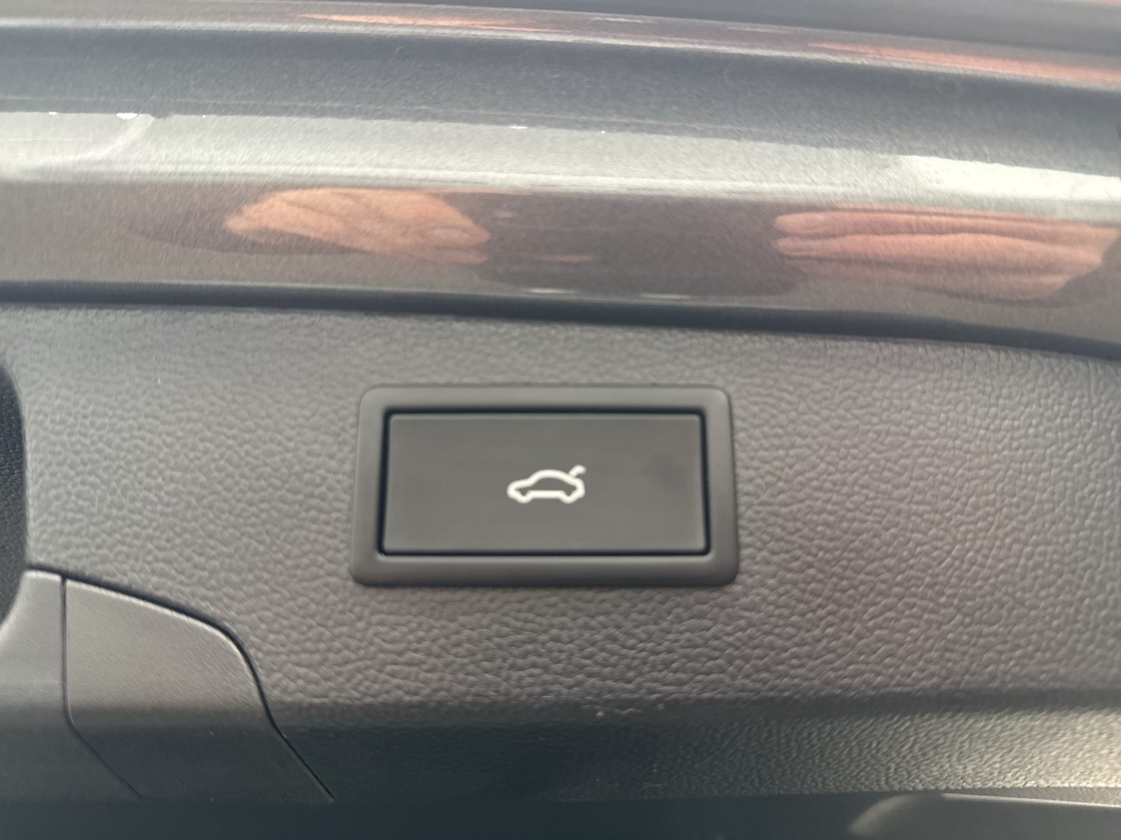 Volkswagen Passat Variant 2.0 R-LINE 4X4 NEUESMODELL AHK 19Z