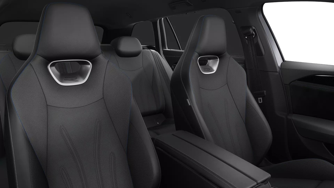 Volkswagen Passat Variant 2.0 R-LINE 4X4 NEUESMODELL AHK 19Z