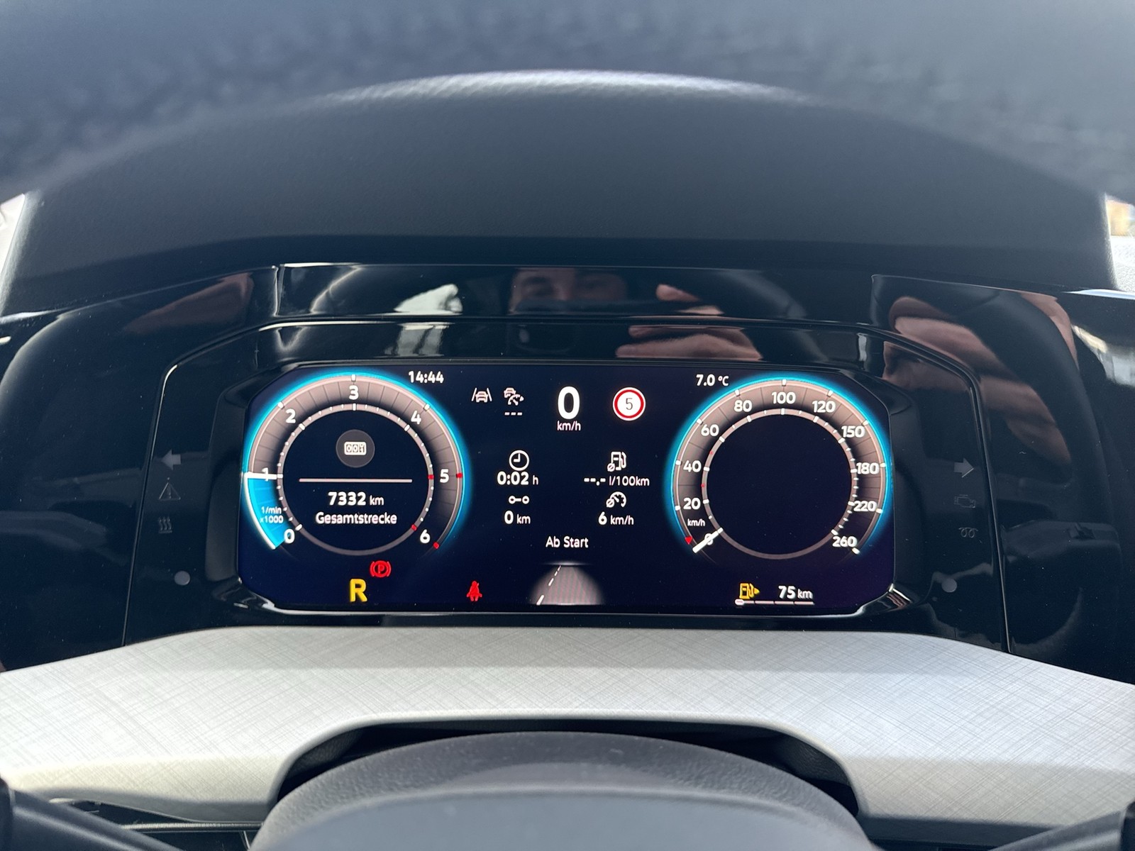 Volkswagen Golf VIII 2.0 LIFE FACELIFT AHK ACC NAVI CARPLAY