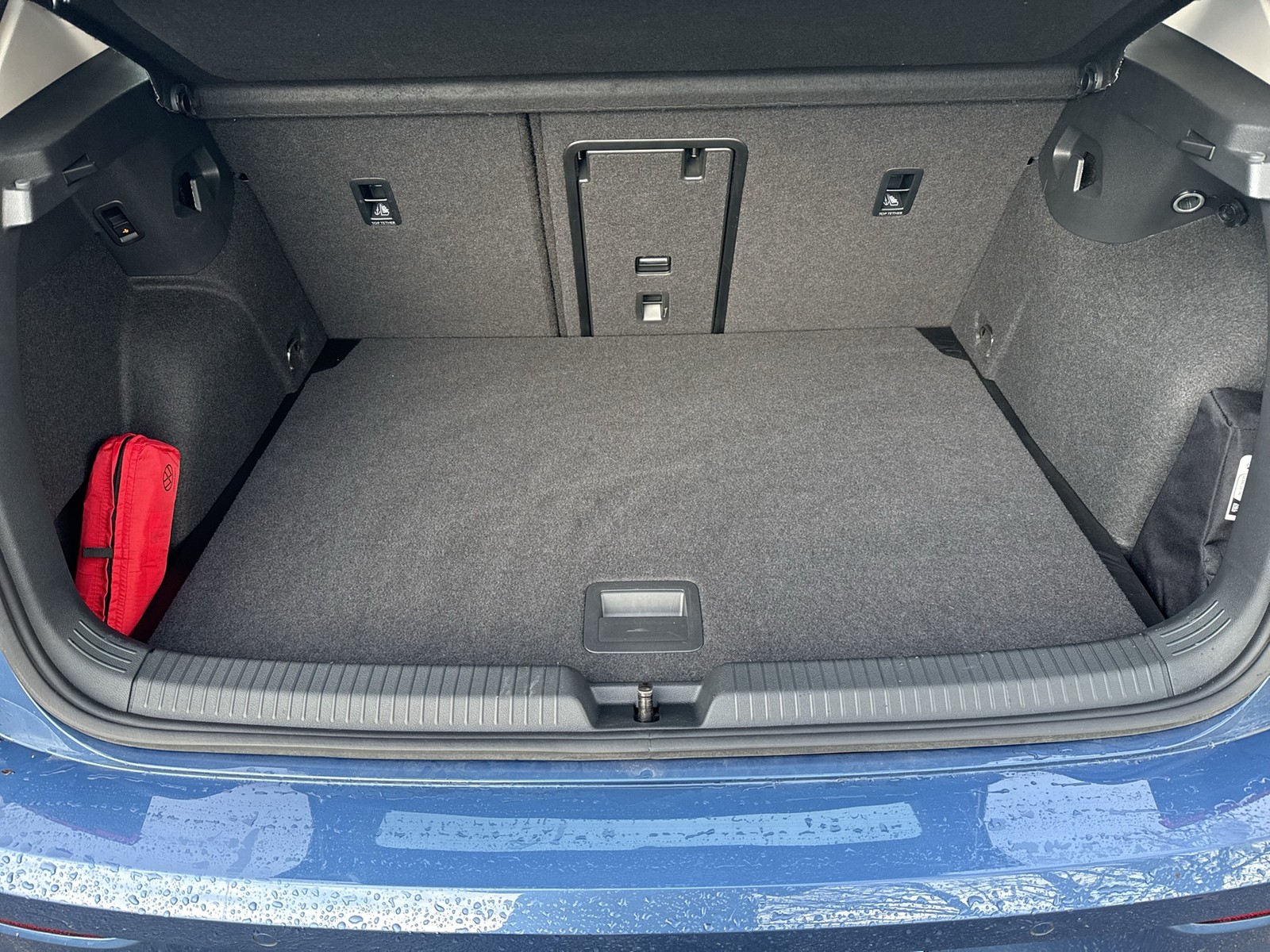 Volkswagen Golf VIII 2.0 LIFE FACELIFT AHK ACC NAVI CARPLAY