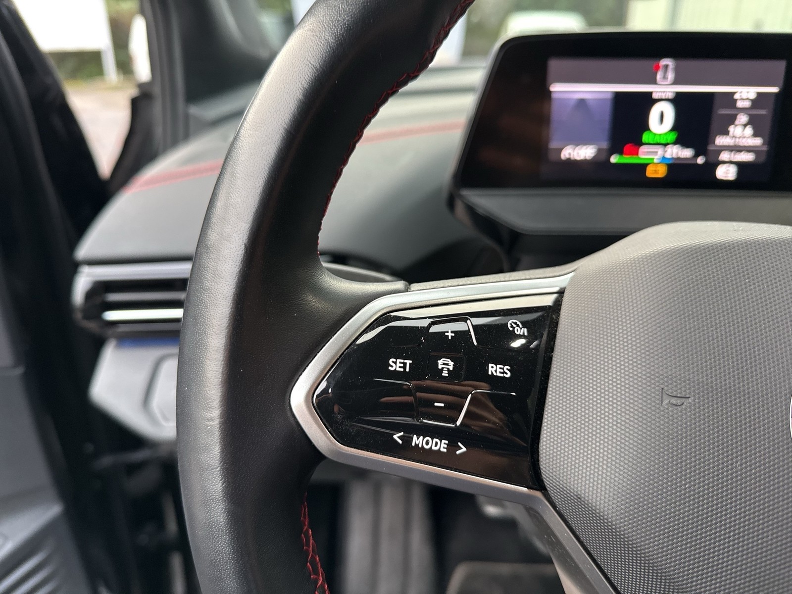 Volkswagen ID.4 GTX 4X4 AHK CAM ACC LM21 MATRIX NAVI SITZHZ
