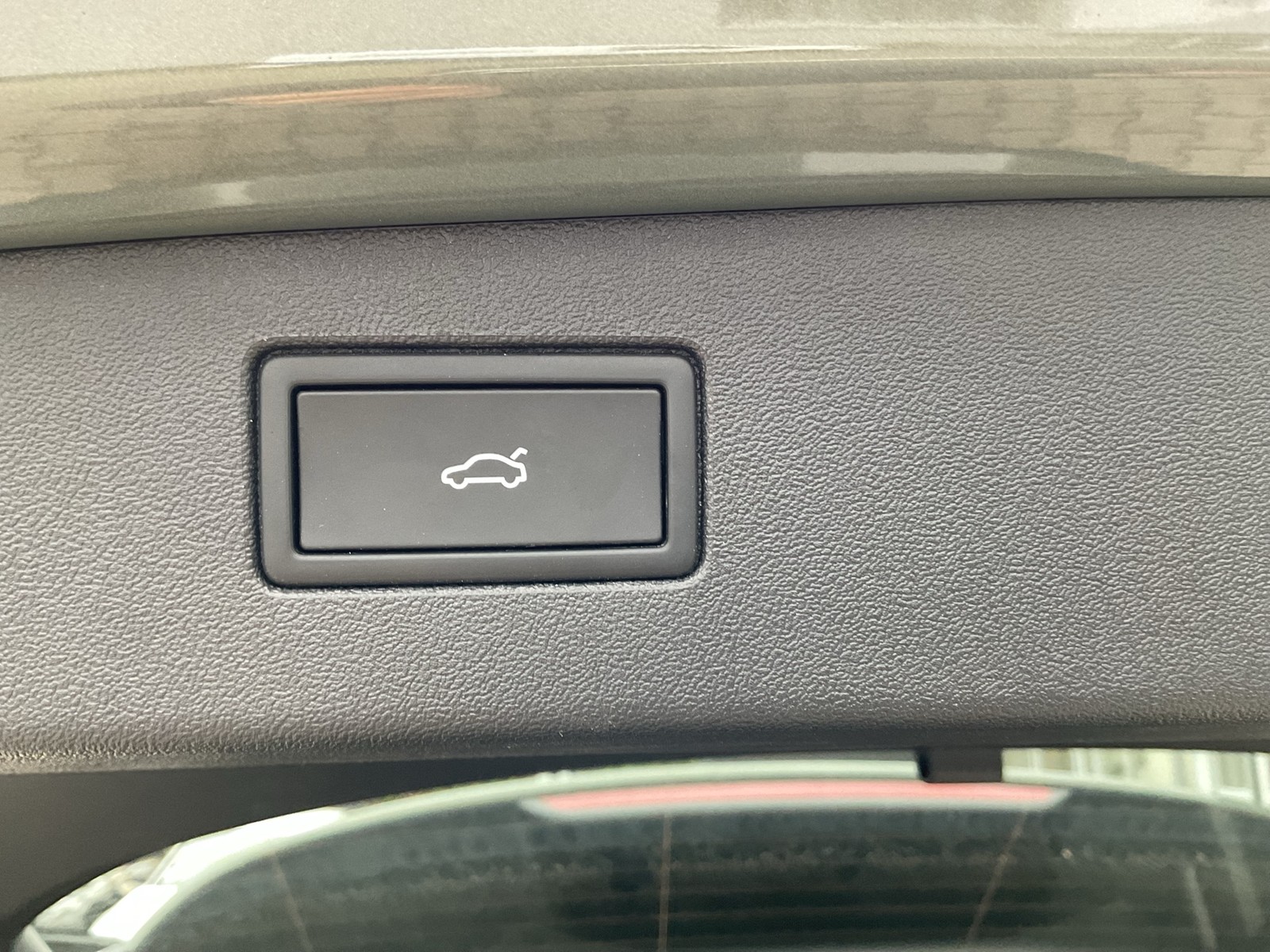 Volkswagen Tiguan 2.0 GOAL NEUES MODELL AHK 360°CAM LM18