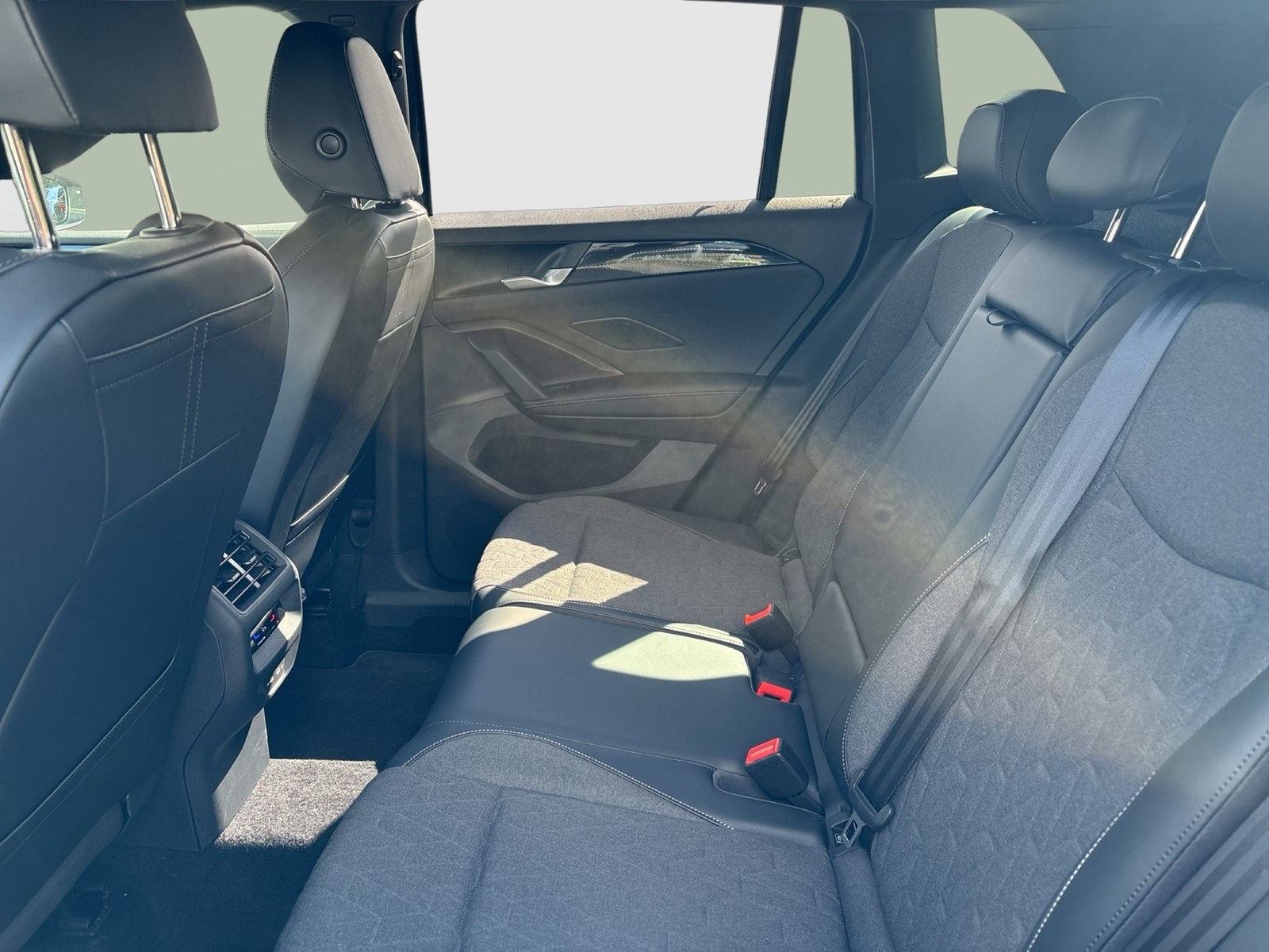 Volkswagen Tiguan 1.5 HYBRID LIFE