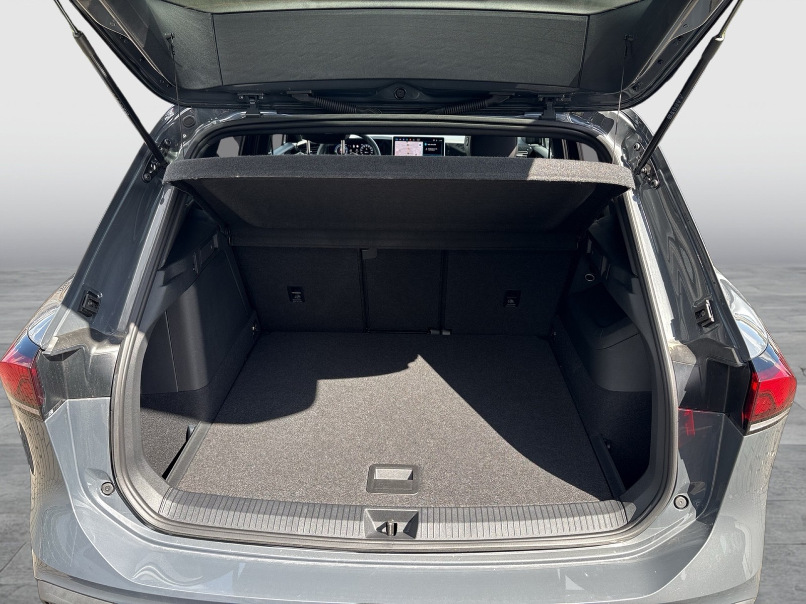 Volkswagen Tiguan 1.5 HYBRID LIFE
