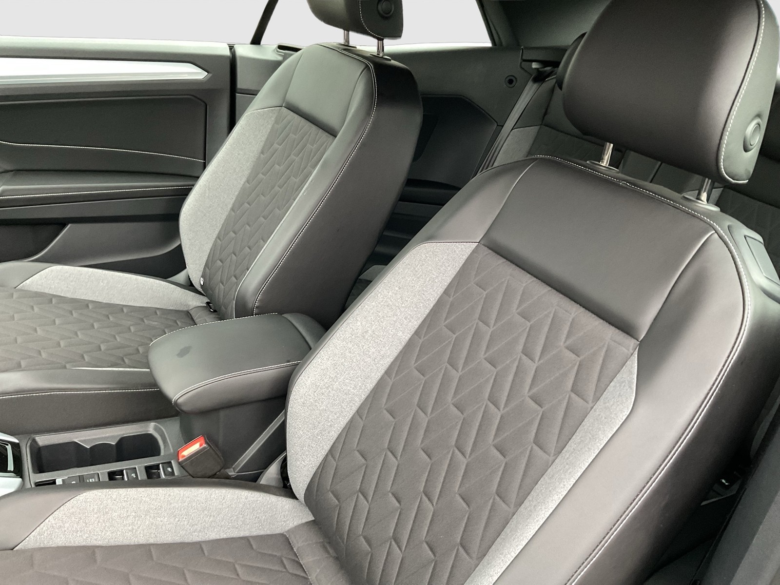 Volkswagen T-Roc Cabriolet 1.5 GOAL ACC LM18 NAVI SITZHEIZ.