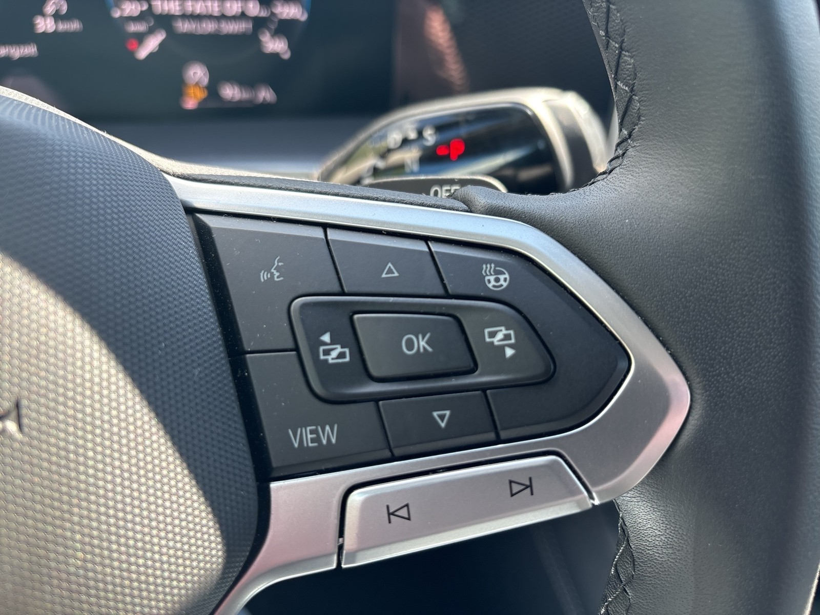 Volkswagen Tayron 2.0 LIFE AHK CAM ACC CARPLAY