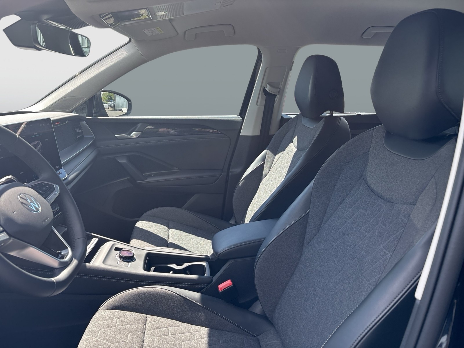 Volkswagen Tayron 2.0 LIFE AHK CAM ACC CARPLAY