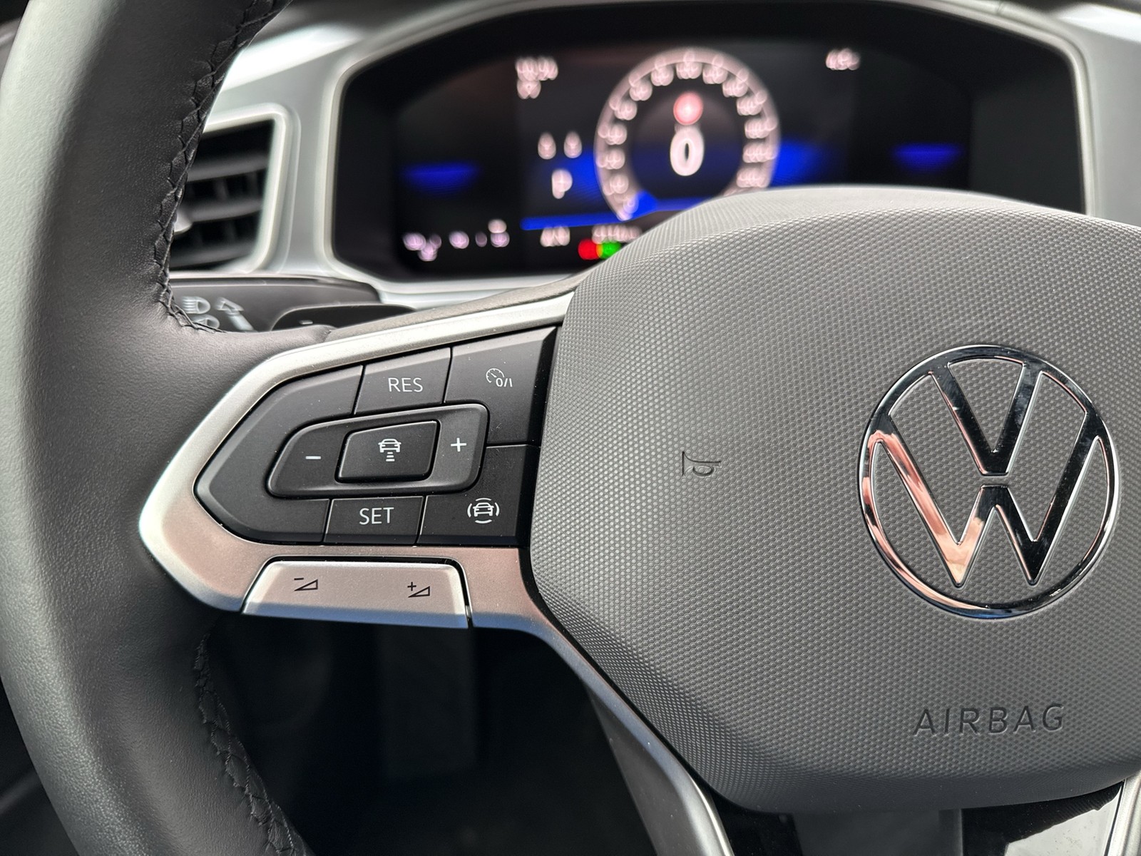 Volkswagen T-Roc Cabriolet 1.5 STYLE CAM ACC LM17 NAVI