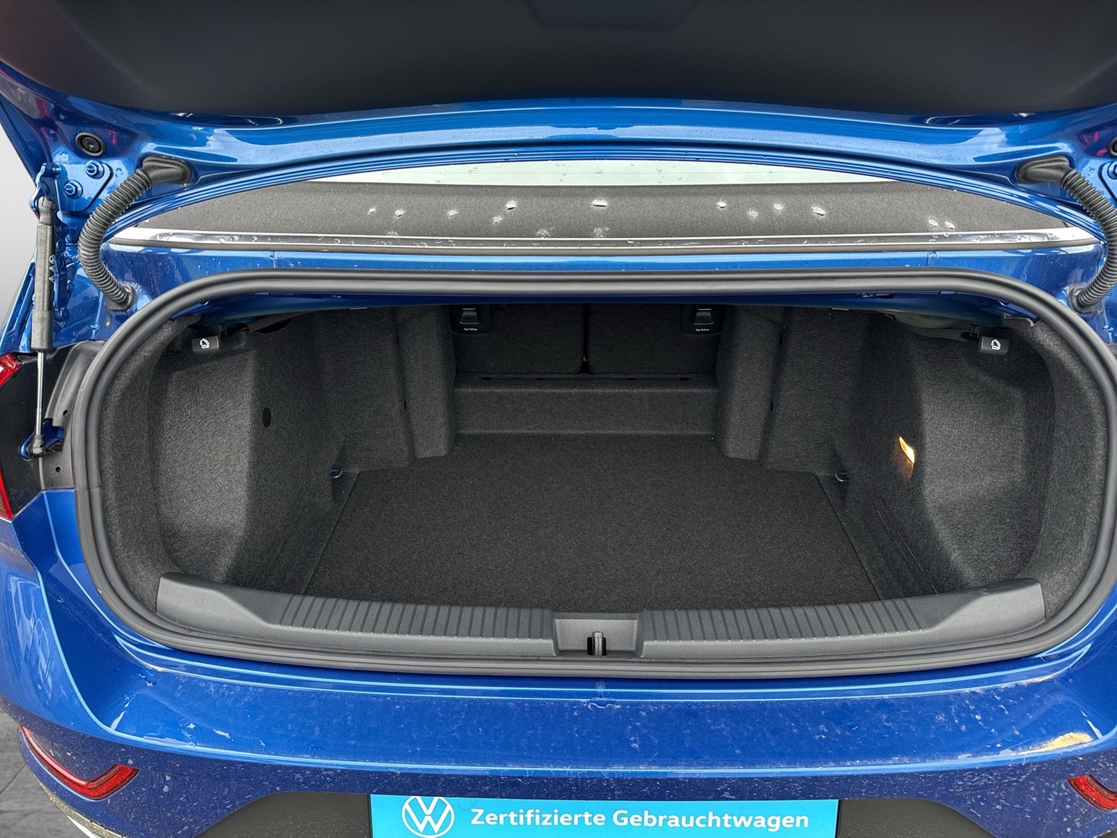 Volkswagen T-Roc Cabriolet 1.5 STYLE CAM ACC LM17 NAVI