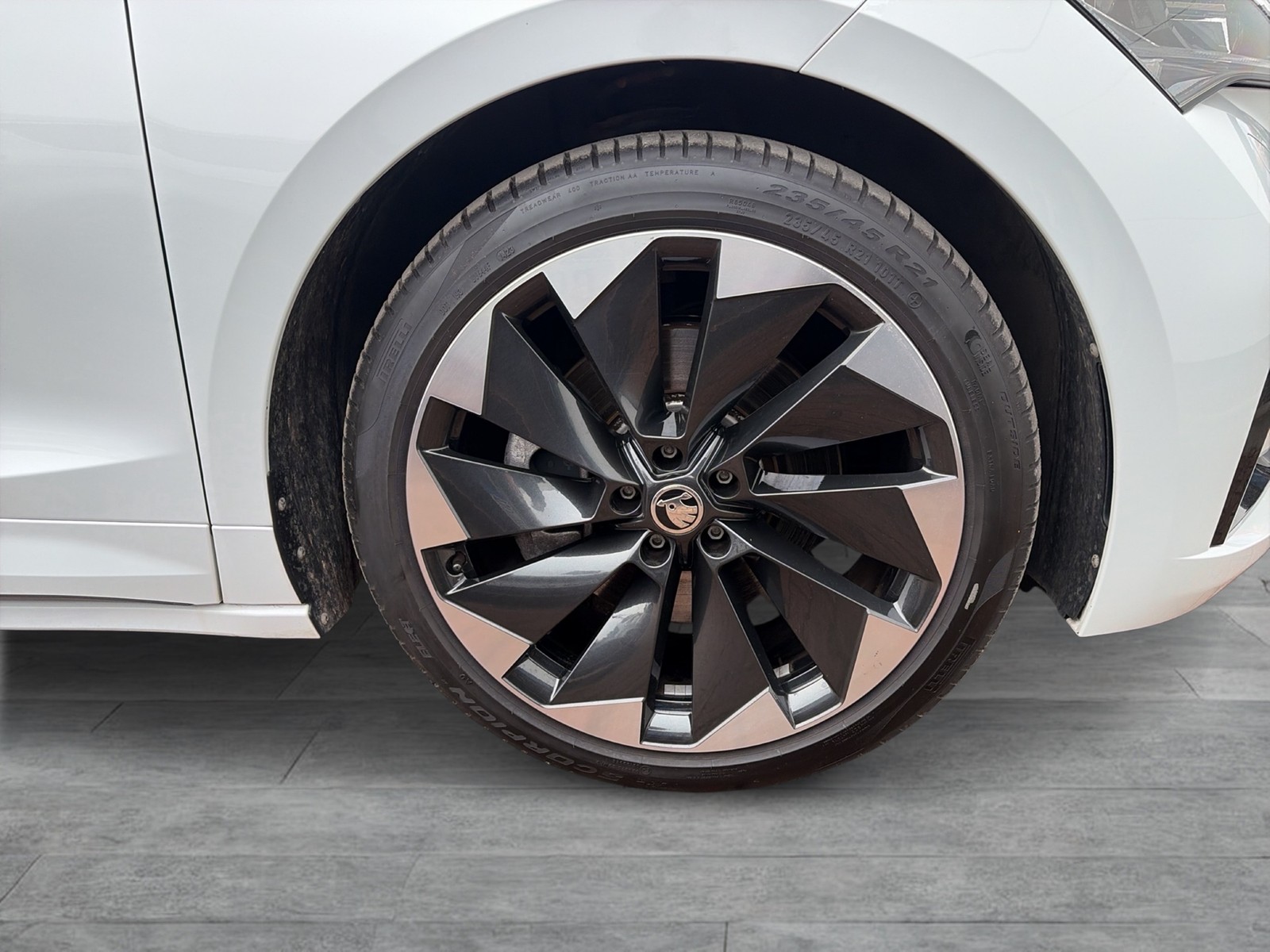 Skoda Enyaq 80x SPORTLINE WÄRMEPUMPE CANTON AHK 360CAM