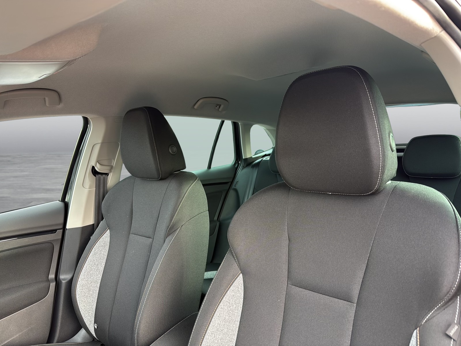 Skoda Scala 1.5 TOUR CAM EKLAPPE NAVI LM17 SITZHEIZUNG