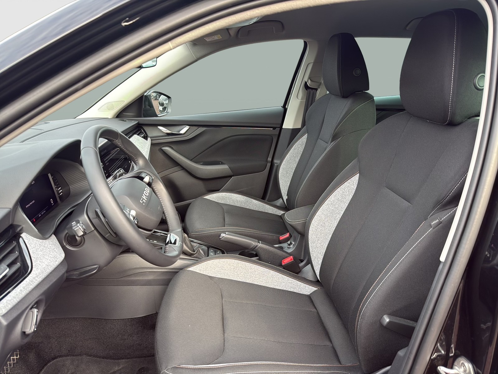 Skoda Scala 1.5 TOUR CAM EKLAPPE NAVI LM17 SITZHEIZUNG