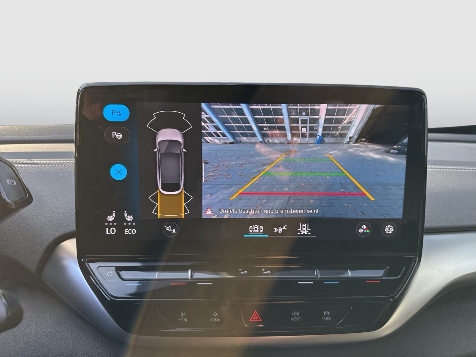 Volkswagen ID.5 ProPerformance WÄRMEPUMPE PANO AHK CAM LM21