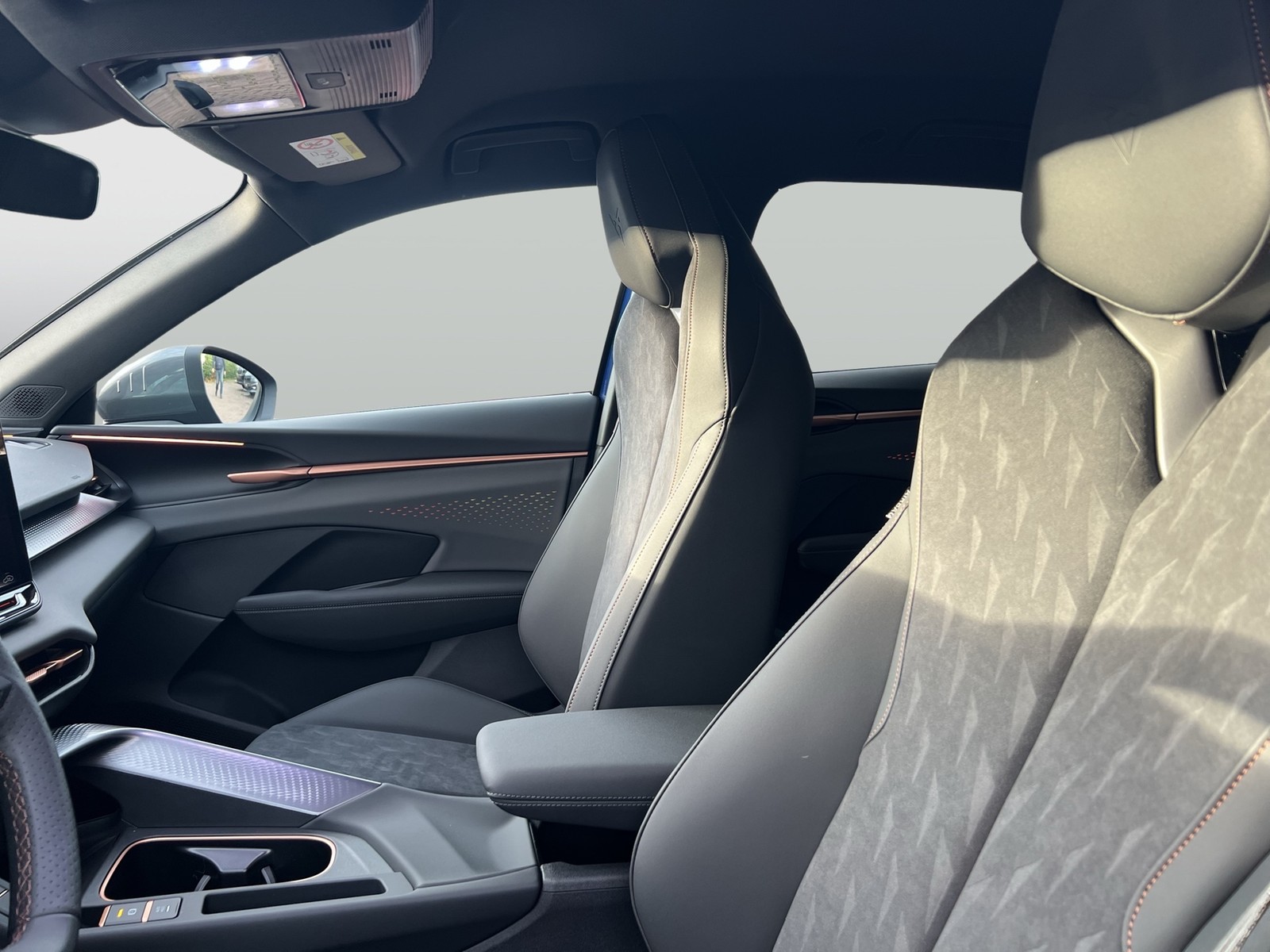 Cupra Terramar 1.5 DSG AHK MATRIX HUD 20LM NAV ACC DCC