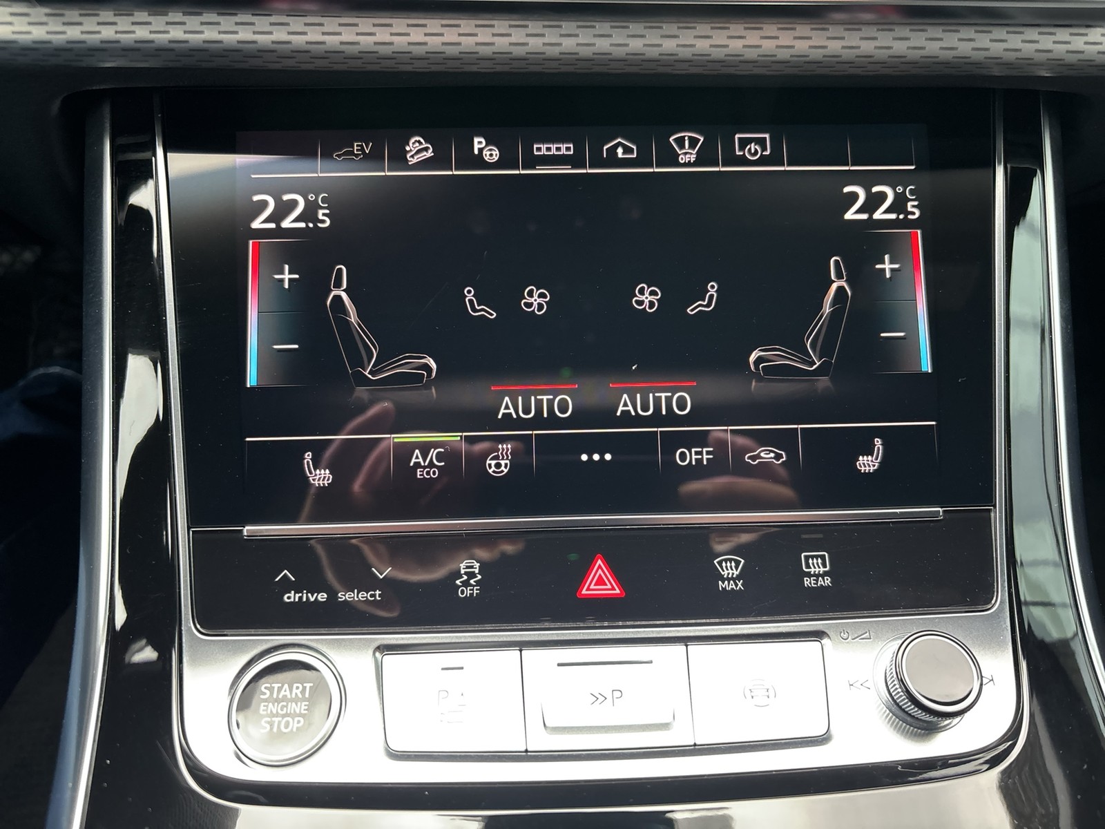 Audi Q7 60 quattro HYBRID S LINE PANO AHK 360CAM LM21