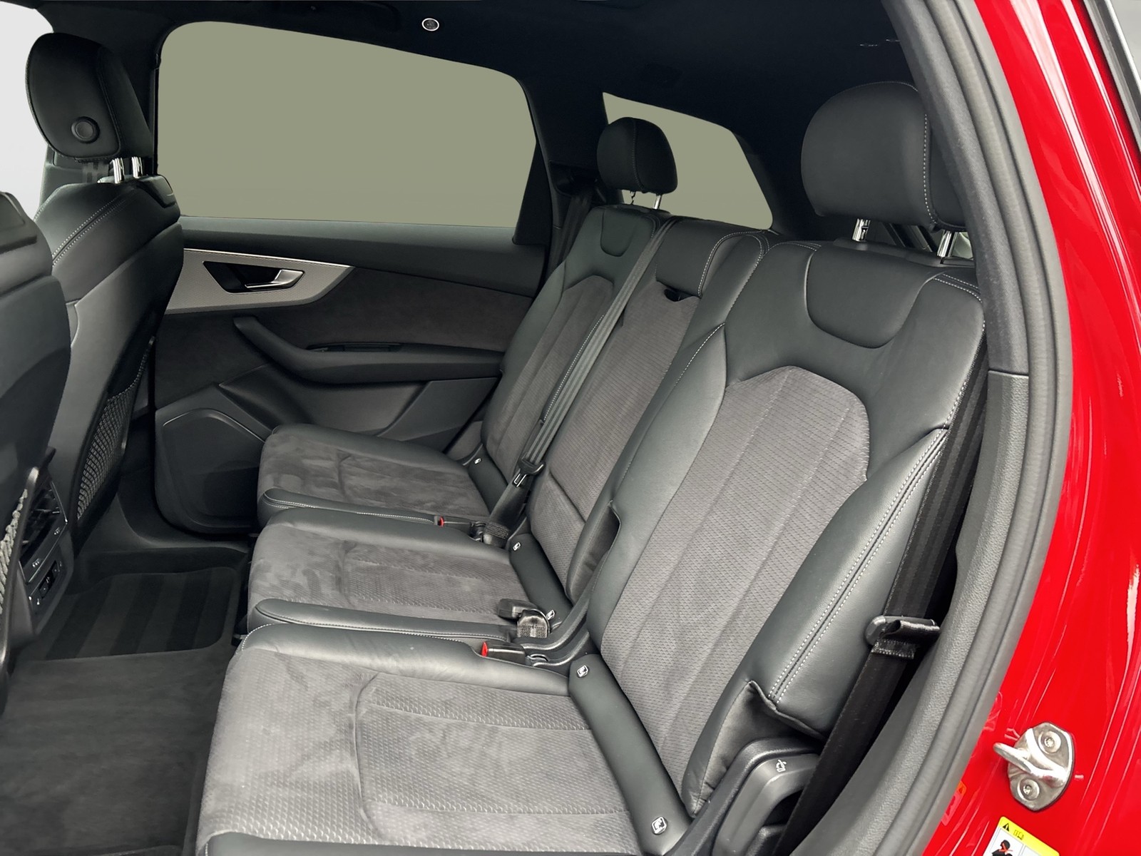 Audi Q7 60 quattro HYBRID S LINE PANO AHK 360CAM LM21