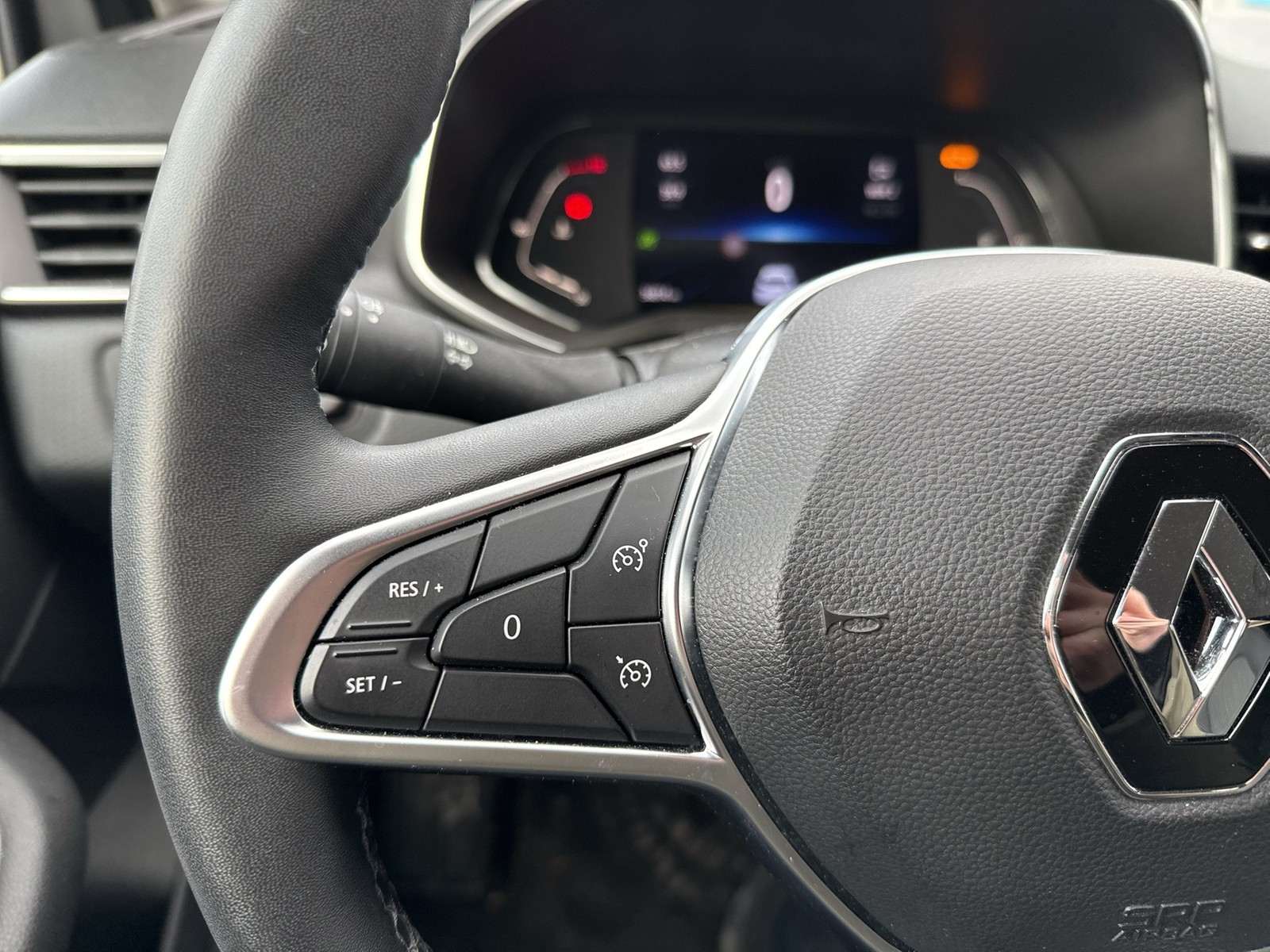 Renault Clio V 1.0 Intens KAMERA NAVI ALU17 SITZHEIZ. LED