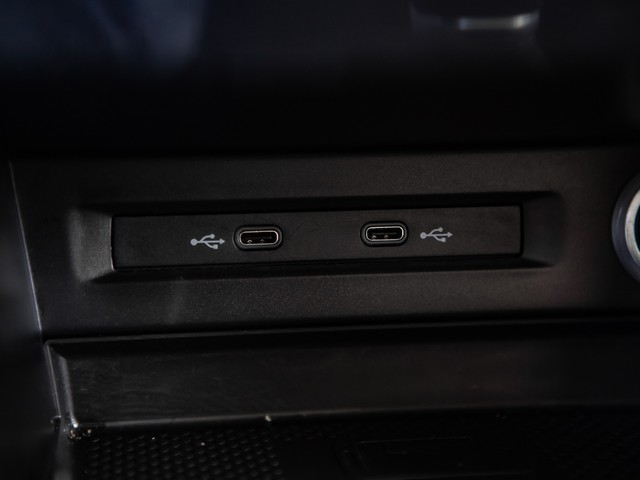 Volkswagen Tiguan 2.0 ACTIVE AHK KAMERA ALU18" NAVI SITZHEIZ