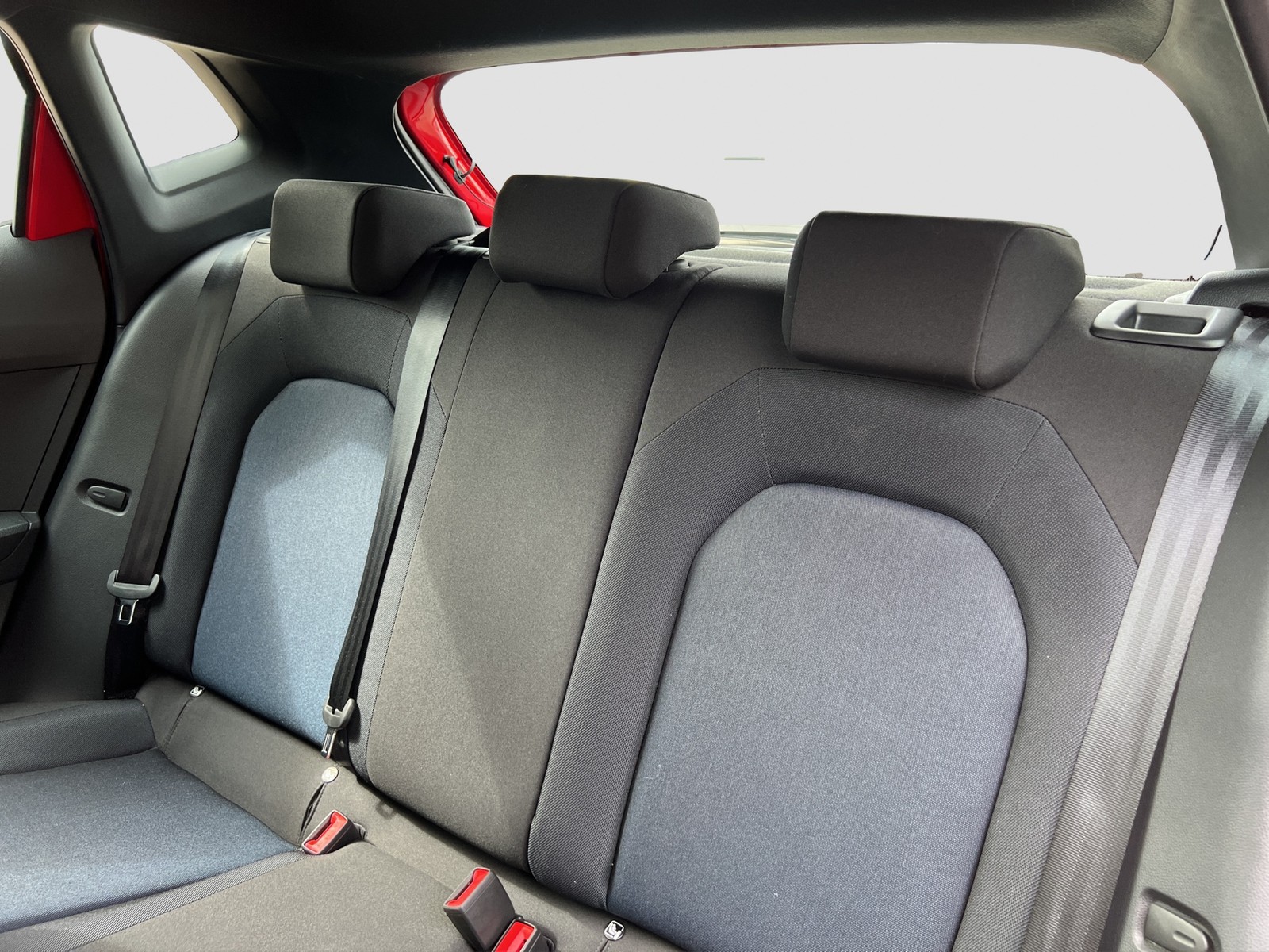 Seat Ibiza 1.0 FR CAM NAVI ALU SITZHEIZ. EINPARKHILFE