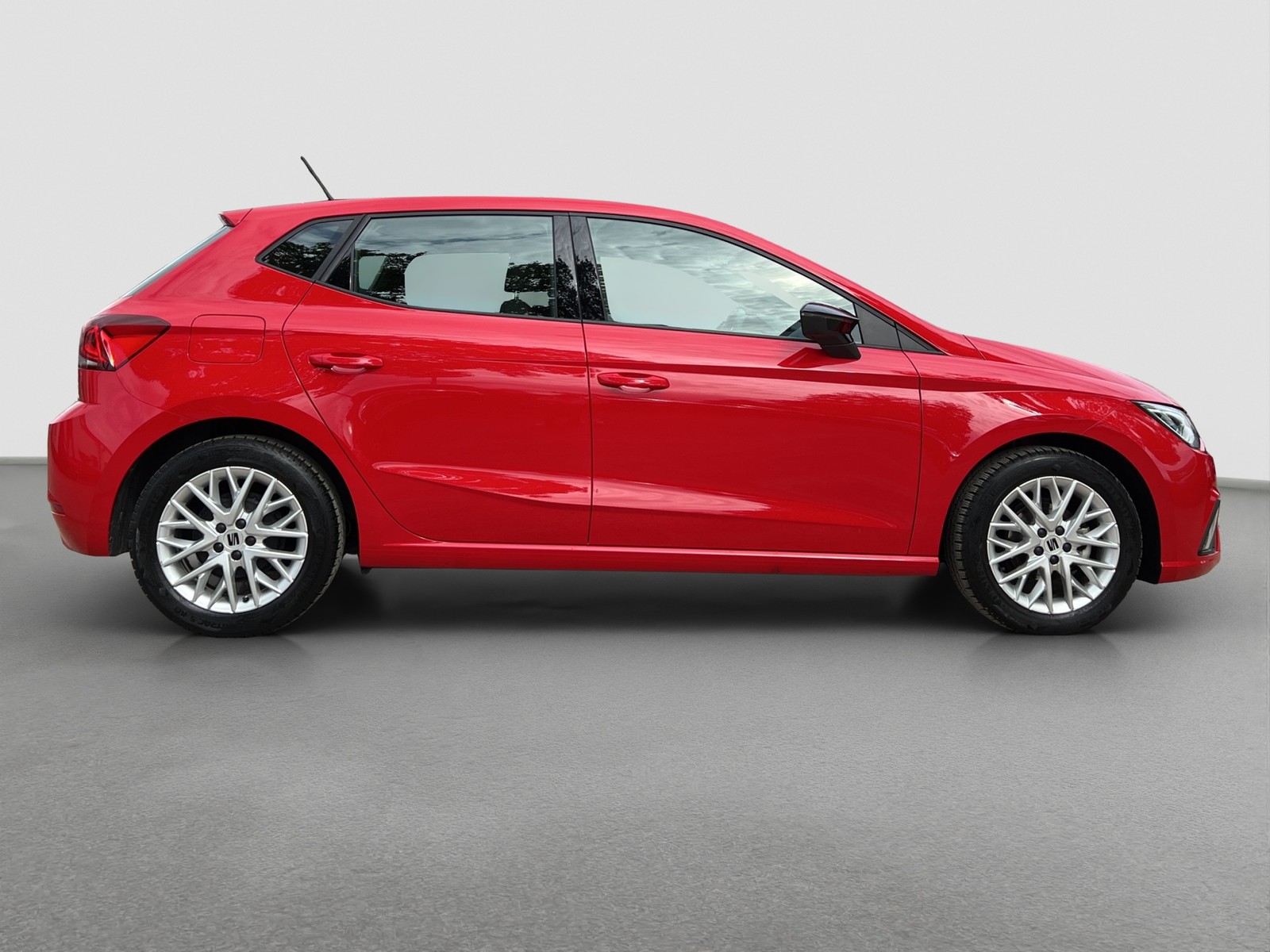 Seat Ibiza 1.0 FR CAM NAVI ALU SITZHEIZ. EINPARKHILFE