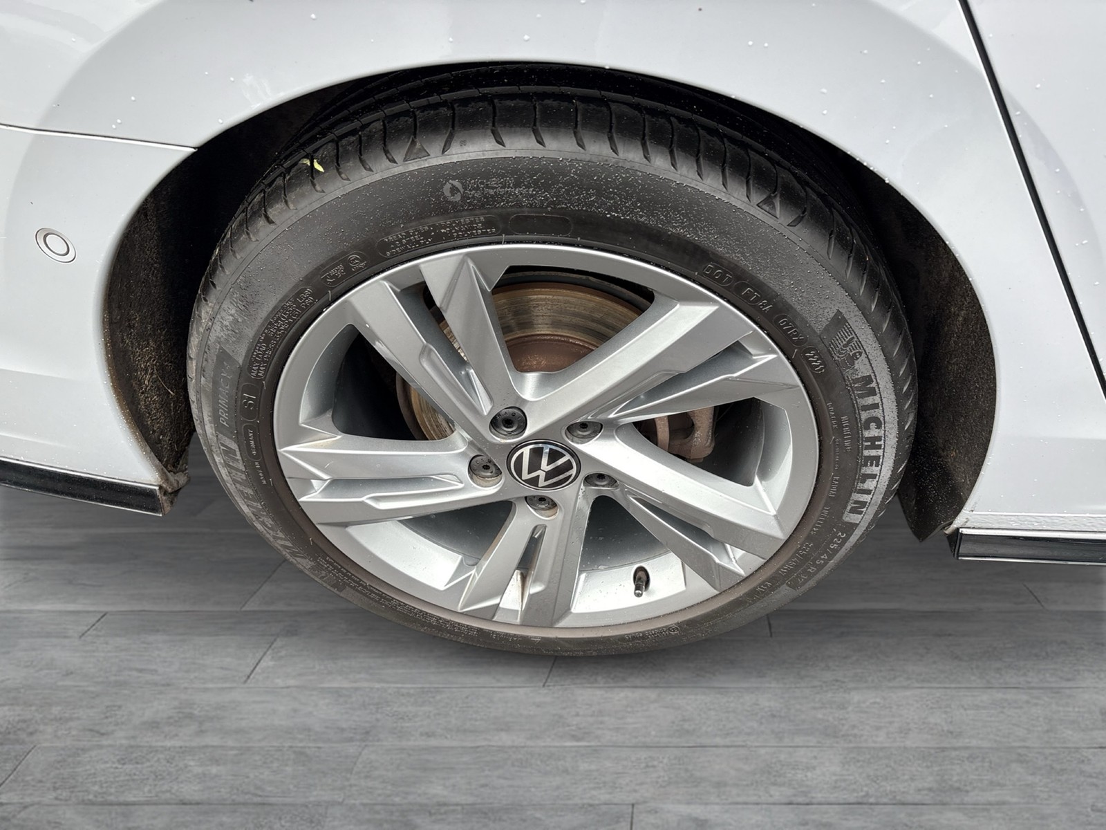 Volkswagen Golf Variant VIII 1.5 R-LINE ACC ALU17 eKLAPPE NAVI