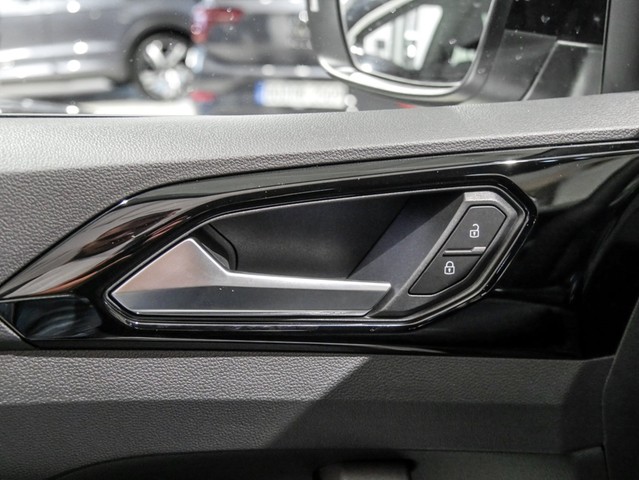 Volkswagen T-Cross 1.0 STYLE KAMERA AHK ALU18 NAVI CARPLAY