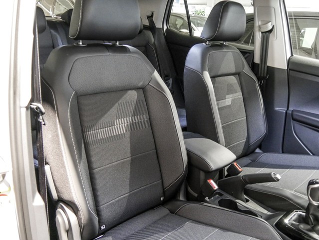 Volkswagen T-Cross 1.0 STYLE KAMERA AHK ALU18 NAVI CARPLAY