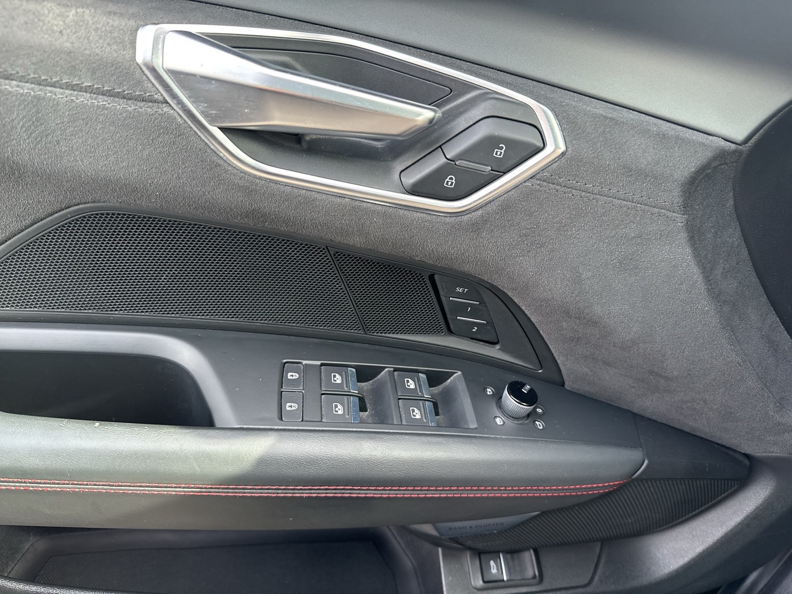 Audi RS e-tron GT quattro PANO B&O LUFT ALU20 HEADUP