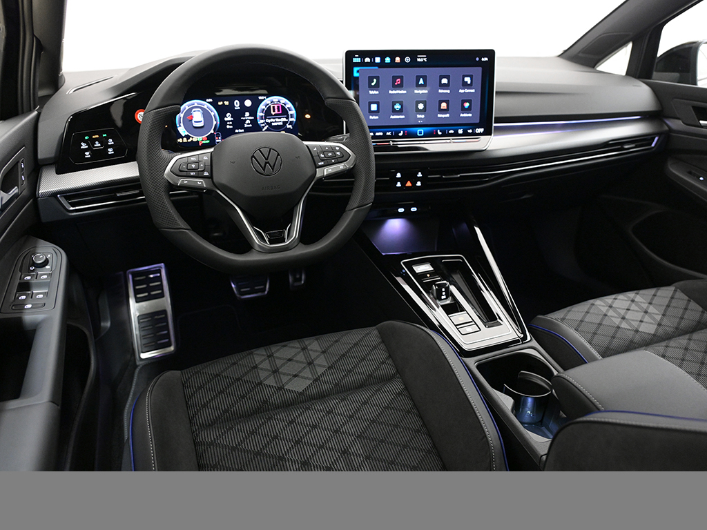 Volkswagen Golf VIII 1.5 eTSI R-LINE FACELIFT CAM ACC LM18