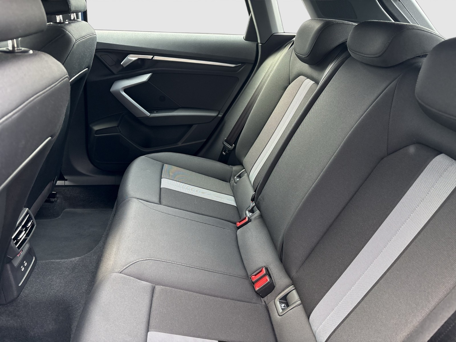 Audi A3 Sportback 40 HYBRID S LINE CAM ACC E-KLAPPE