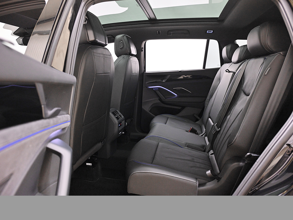 Volkswagen Tayron 2.0 R-LINE 4X4 LEDER 7SITZE PANO STANDHZ.