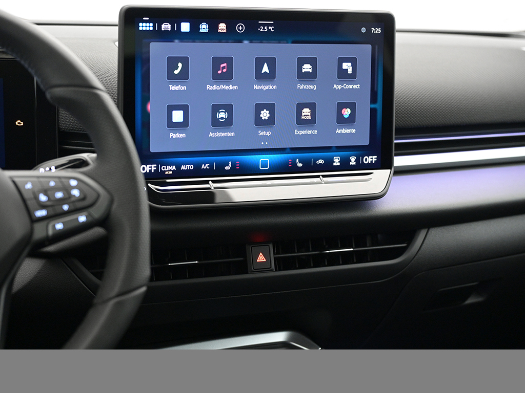 Volkswagen T-Roc 1.5 eTSI R-LINE BLACKSTYLE NEUESMODELL AHK