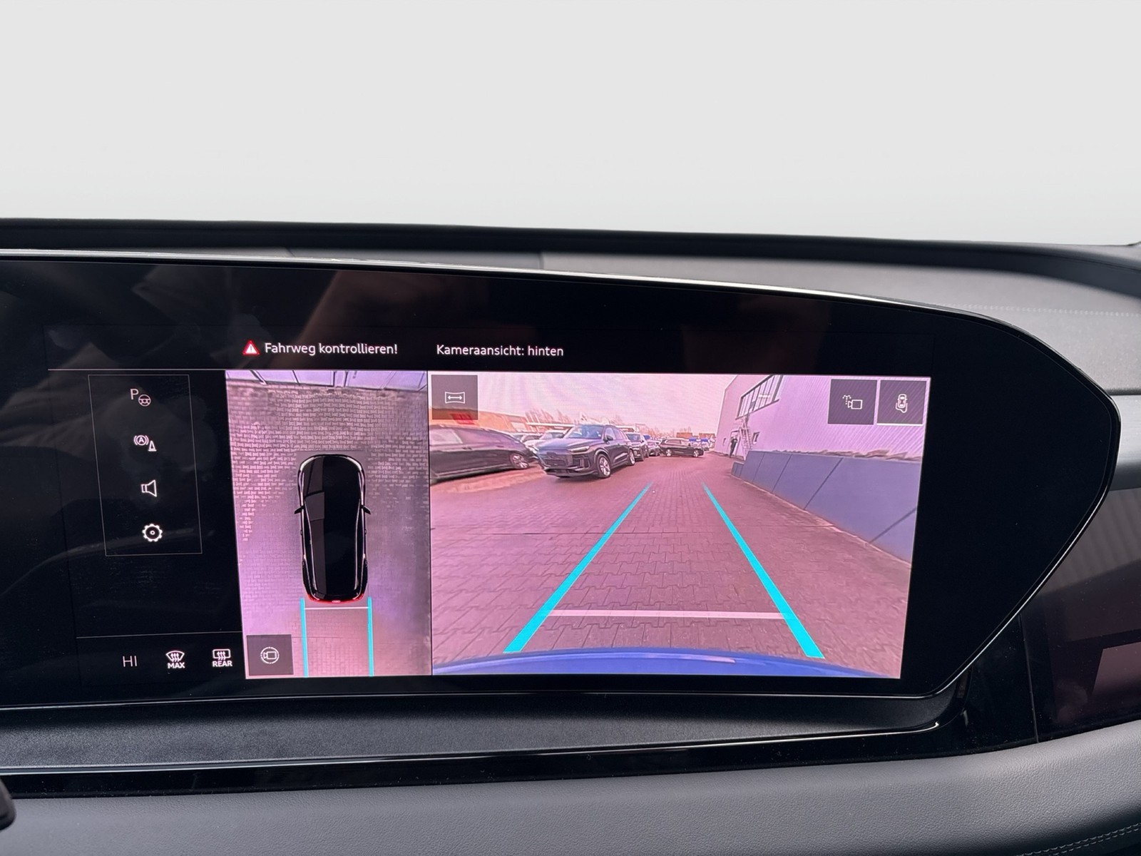 Audi Q6 e-tron quattro advanced TECH+ 360°CAM ACC 20"