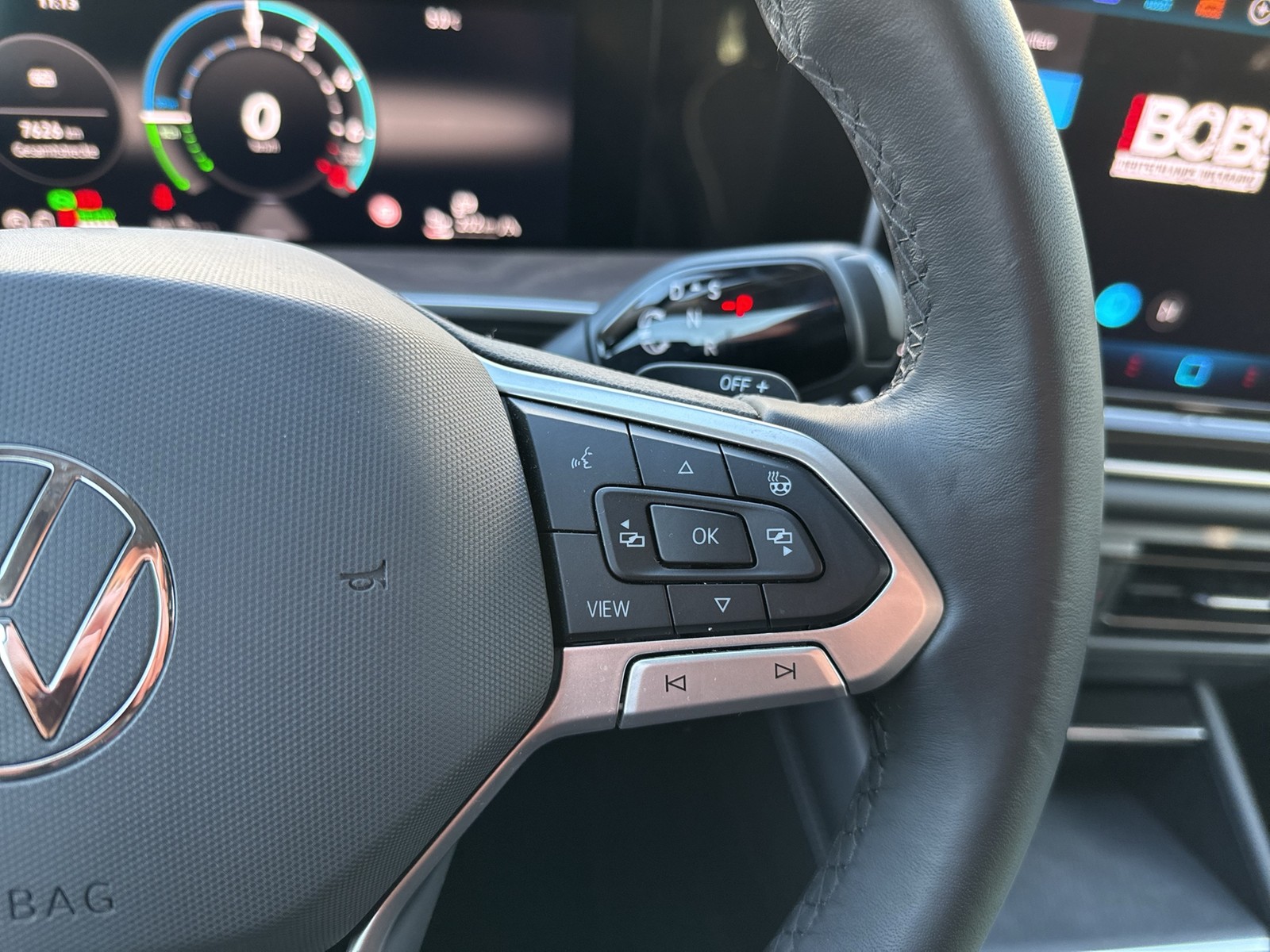 Volkswagen Tayron 1.5 HYBRID ELEGANCE AHK CAM ACC LM18 NAVI