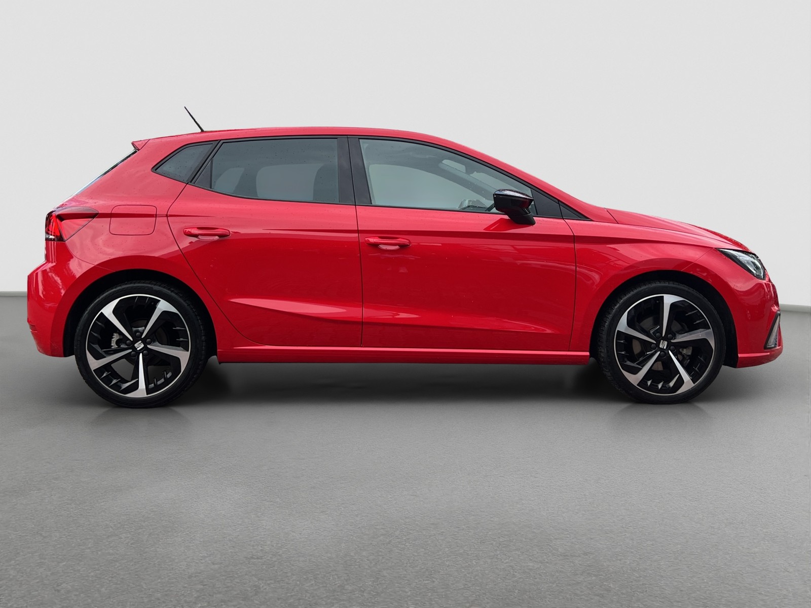 Seat Ibiza 1.0 FR CAM ACC LM18 CARPLAY LED SITZHEIZ.