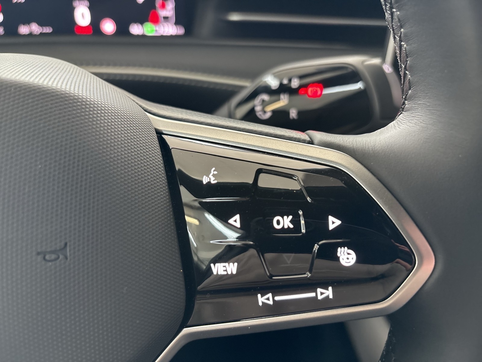 Volkswagen ID.7 Tourer PRO S BLACKSTYLE WÄRMEPUMPE AHK LM20