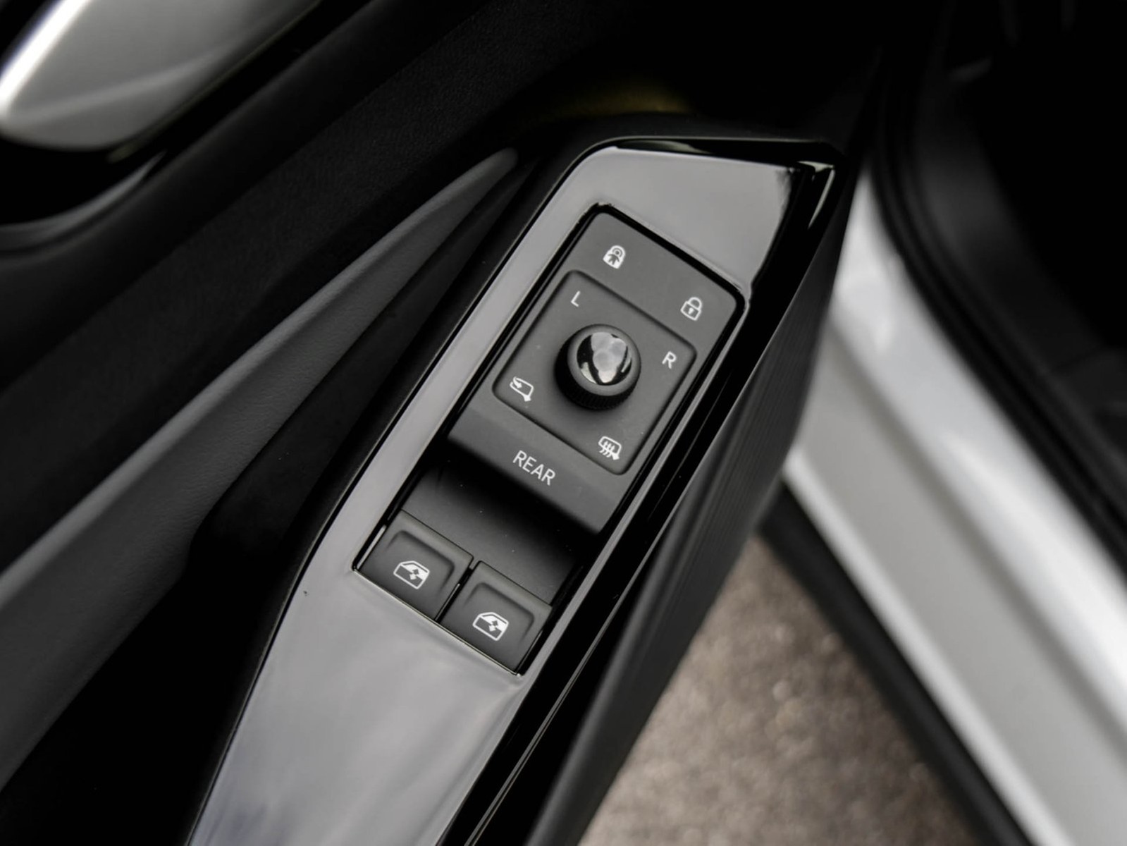 Volkswagen ID.5 PRO WÄRMEPUMPE ACC LM19 NAVI CARPLAY SITZHZ