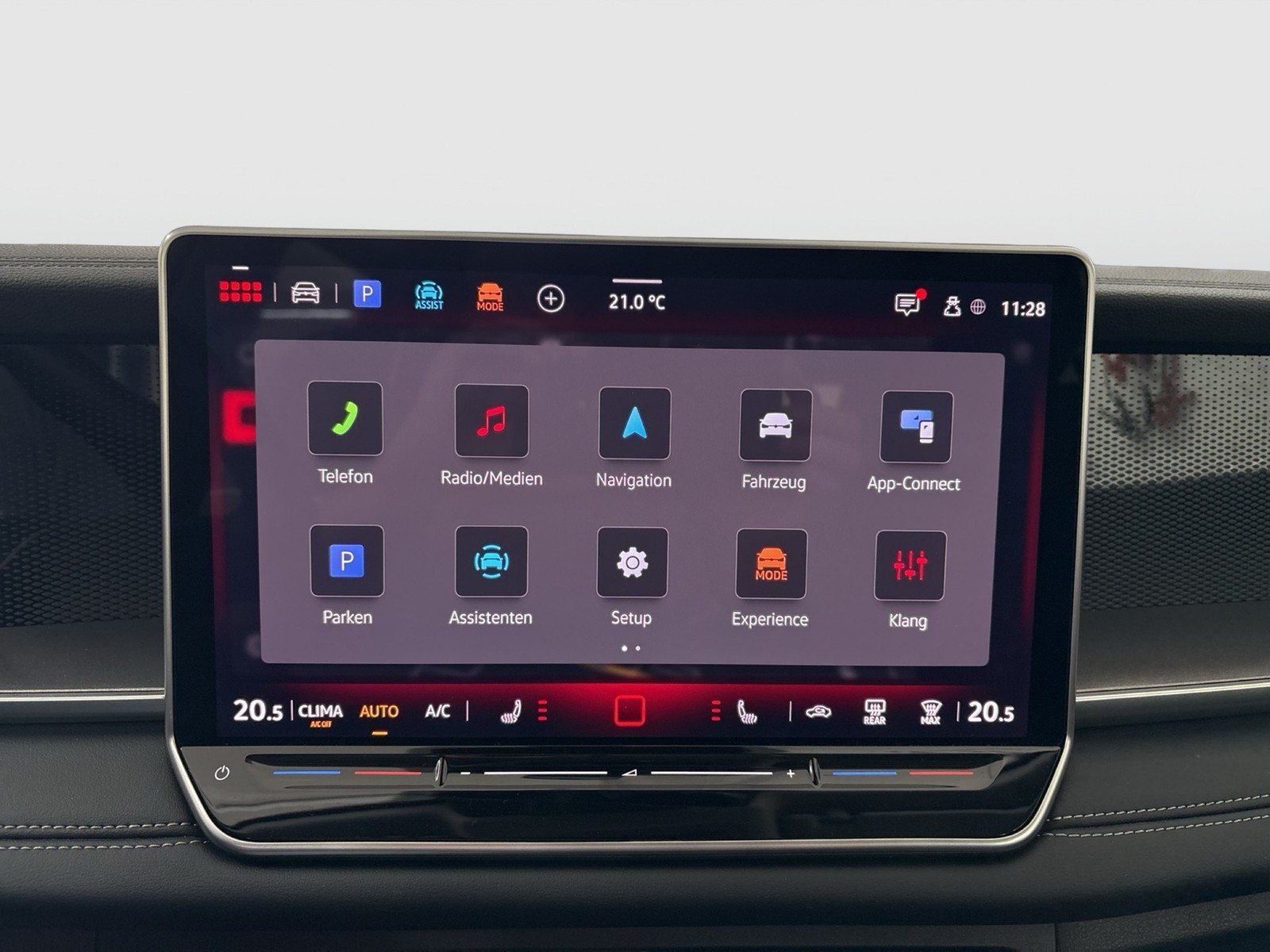 Volkswagen Tayron 1.5 eTSI LIFE AHK CAM ACC LM18 NAVI LED