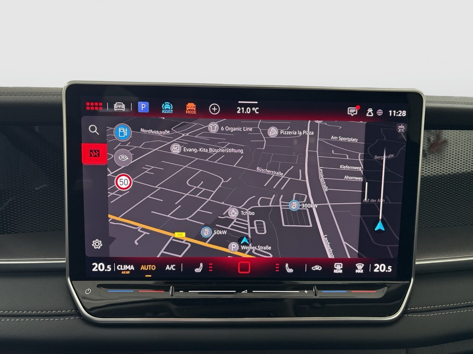 Volkswagen Tayron 1.5 eTSI LIFE AHK CAM ACC LM18 NAVI LED