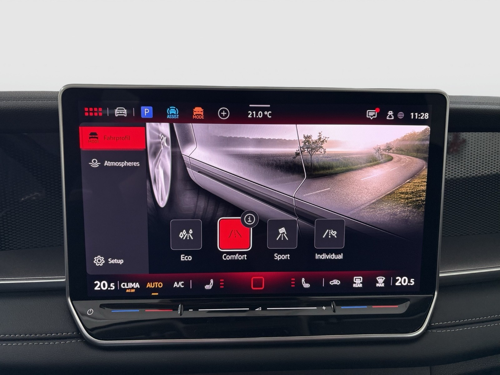 Volkswagen Tayron 1.5 eTSI LIFE AHK CAM ACC LM18 NAVI LED