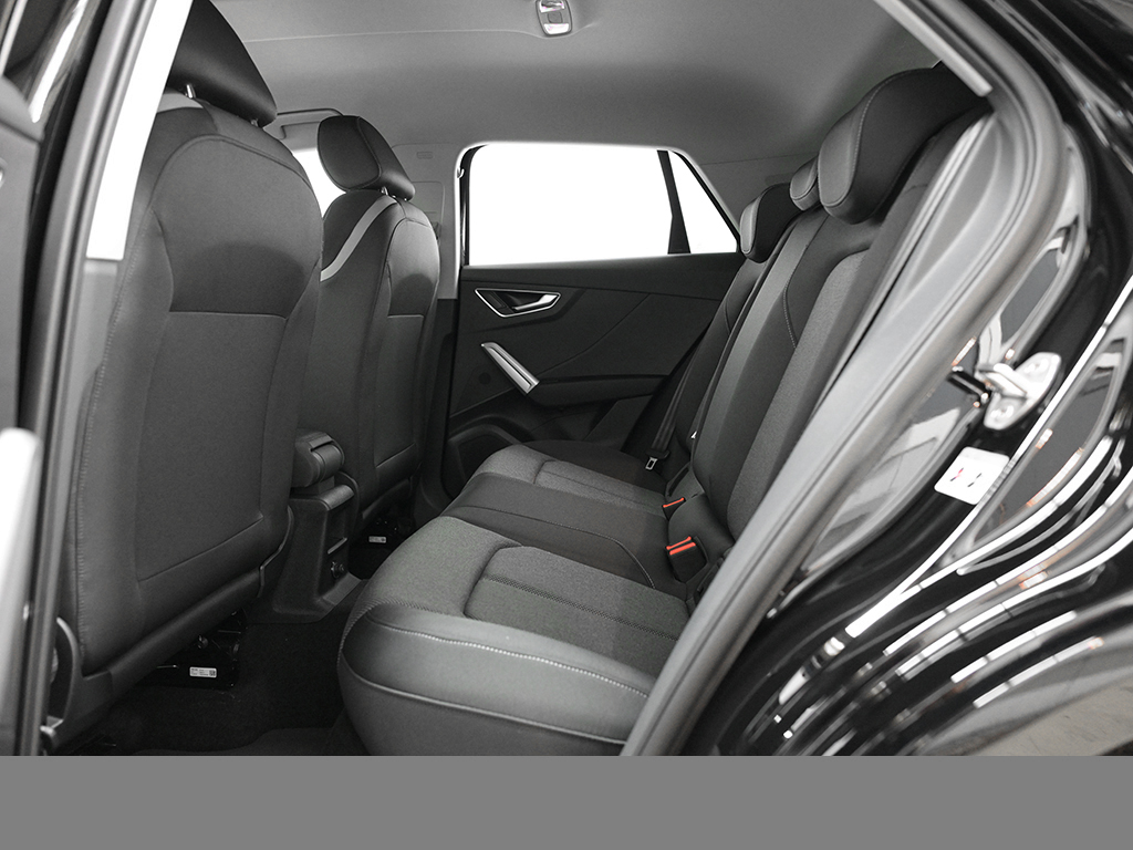 Audi Q2 35 TFSI S tronic advanced AHK+Sonnenschutzverglasung+Komfortpaket