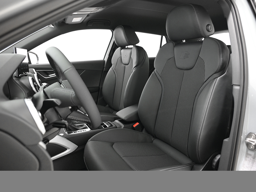 Audi Q2 35 TFSI S tronic S Line AHK+Sonnenschutzverglasung+Komfortpaket